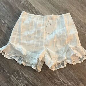 NWT Lucy Paris white shorts with lining - white with ball decor edge - MEDIUM